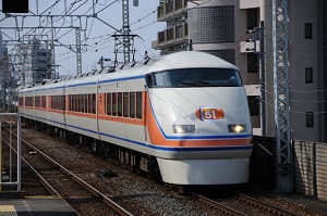 Train of Tobu