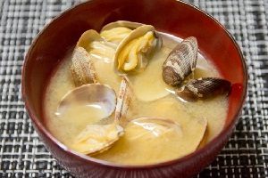 Misoshiru of clam
