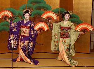 Dancing Maiko