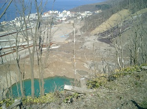 New crater appeared in 2000, and Toyako onsen town