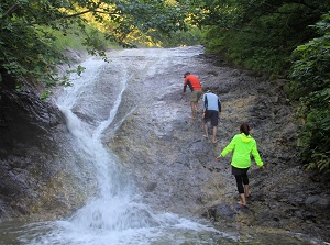 Kamuiwakka hot waterfall