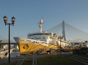 Hakkoda-maru