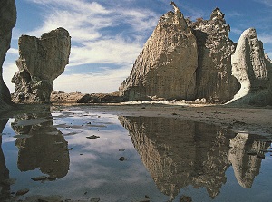 Uniquely shaped rocks in Hotokegaura