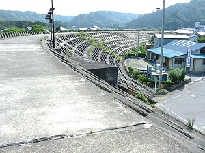 Former seawall in Taro (2007)