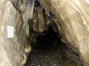 River in Irimizu Cave