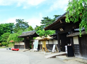 Entrance of Rinkaku