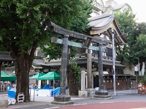 Entrance of Yushima-Tenjin