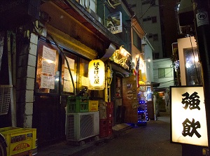 An alley in Shinjuku Golden-gai