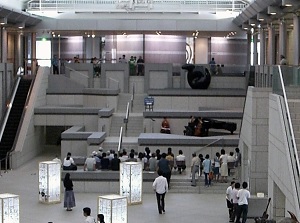 The Grand Gallery in Yokohama Museum of Art