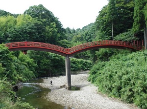 Kan-non Bridge across Yoro River