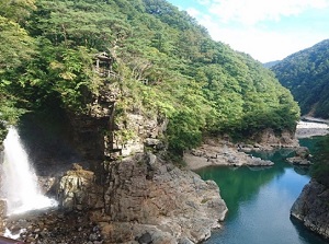 Small waterfall in Ryuokyo