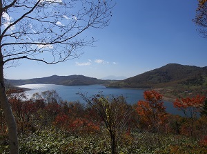 Lake Nozori in autumn