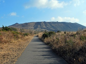 Trail of Mount Mihara