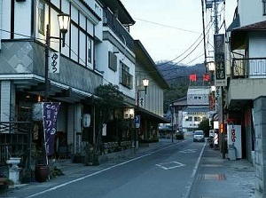 Street in Yumura onsen