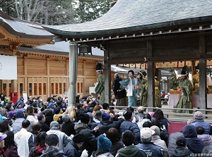 Setsubun Festival in Hotaka Shrine
