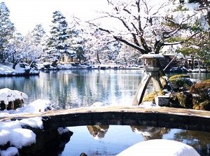 Kenrokuen in winter