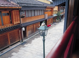 Street of Nishi-Chayagai