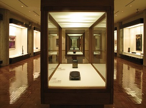 Inside of Wajima Museum of Lacquer Art