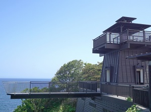 Thrilling observatory on Cape Suzu