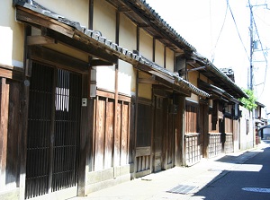 Old houses in Sanchomachi
