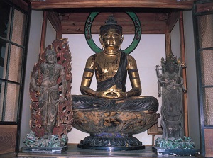 Three Buddha statues in Dainichido