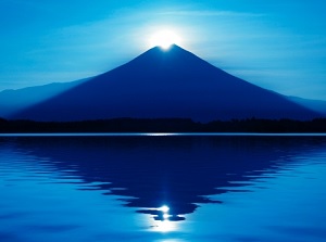 Diamond Fuji at Lake Tanuki