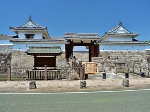 Main gate (Higashi-gomon) of Sunpu Castle