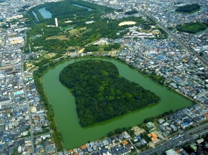 Richu Tenno-ryo and Daisenryo Kofun from the airplane