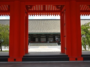 Corridor and main temple of Sanjusangen-do