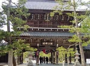 Sanmon of Chionji