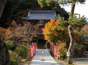 Entrance gate of Onsenji in Kinosaki Onsen