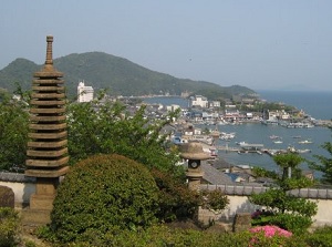 View of Tomonoura from a temple