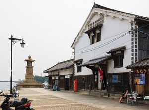 Joyatou and Irohamaru Museum in Tomonoura