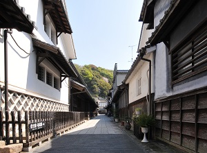 An alley in Takehara