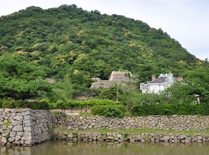 Mount Kyusho and ruin of Tottori Castle