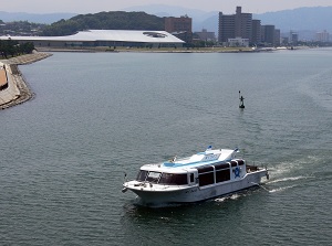 Pleasure boat of Lake Shinji