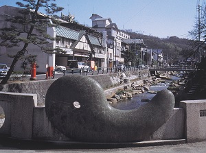 Tamatsukuri Onsen town and monument of Magatama
