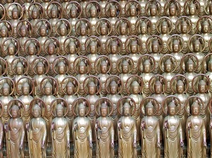 Buddha statues in Hachiman-shisen-butsudo of Ichibata-Yakushi