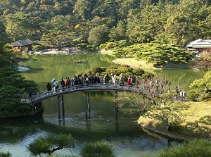 Engetsu-kyo in Ritsurin Garden