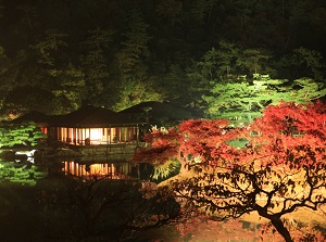 Ritsurin Garden in autumn