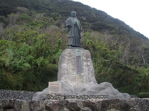 Statue of Nakaoka Shintaro near Cape Muroto