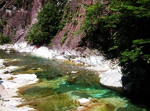 Goshiki-gawara in Omogo Gorge