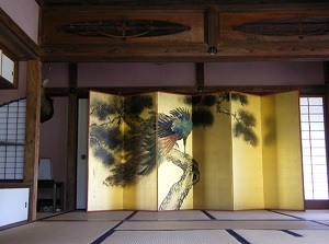 Inside of teahouse in Tenshaen