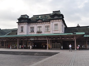 Mojiko station