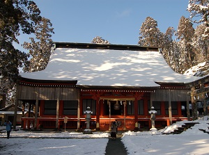 Hoheiden of Hikosan-jingu in winter