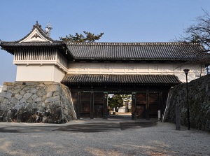 Shachi-no-mon of Saga Castle