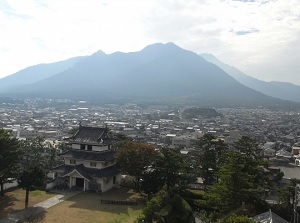 Mount Unzen from Shimabara Castle