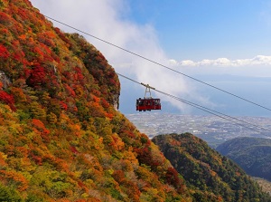 Unzen ropeway in autumn