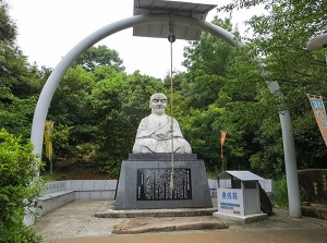 Statue of Miyamoto Musashi in Unganzenji