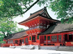 Minami-churoumon in front of Honden of Usa Shrine